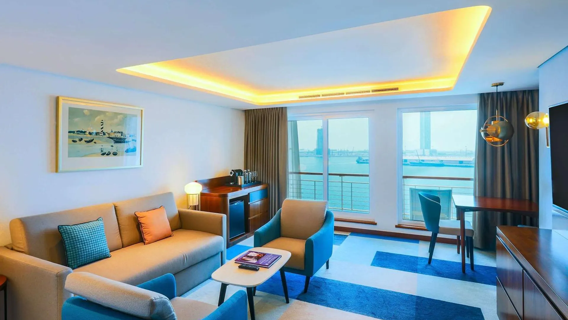 Queen Elizabeth 2 Hotel Dubai 4*,  Verenigde Arabische Emiraten