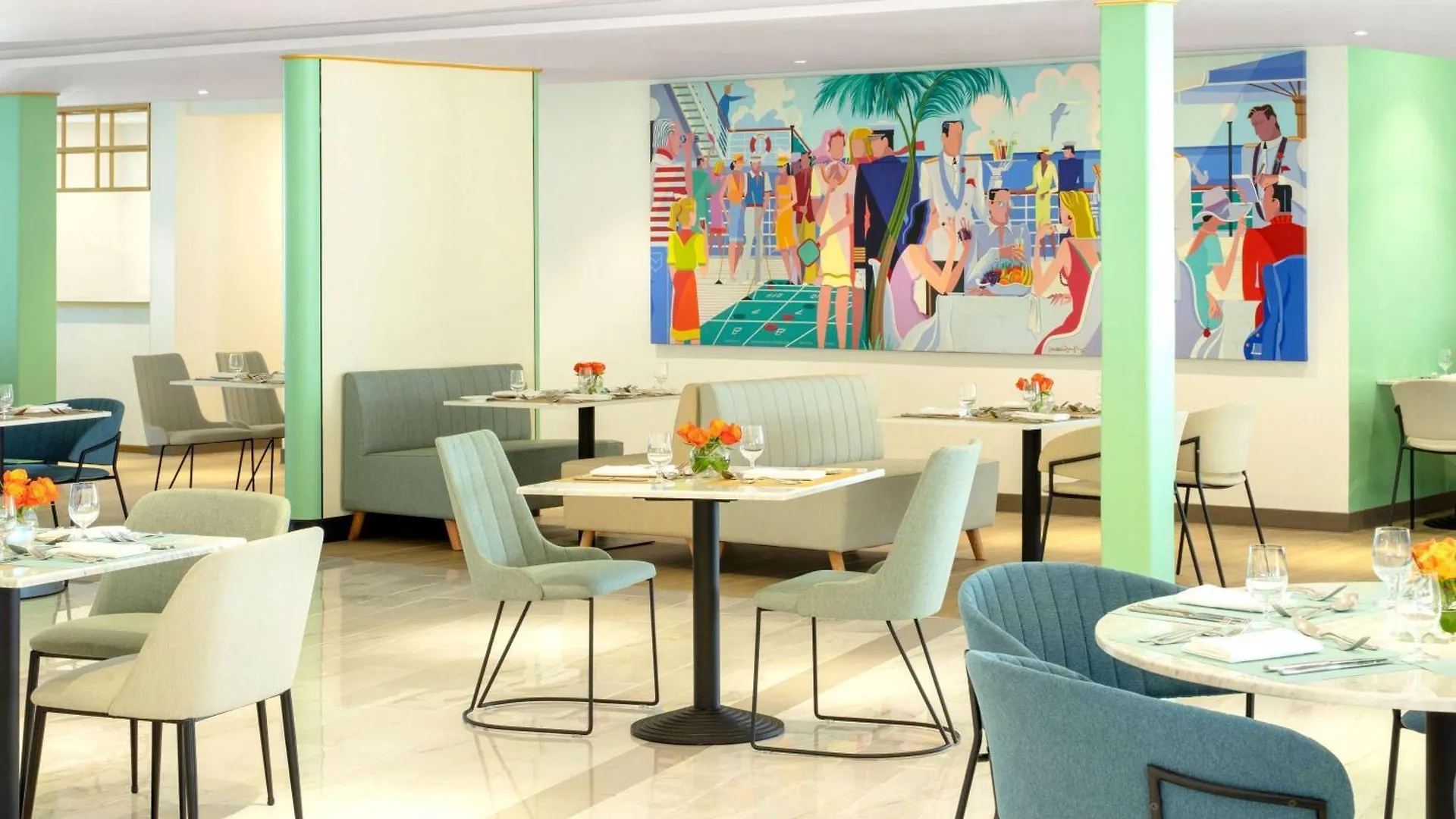 Queen Elizabeth 2 Hotel Dubai 4*,